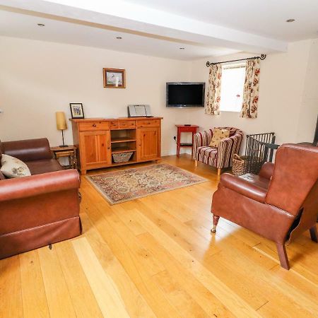 Villa The Shippon Tarporley Esterno foto