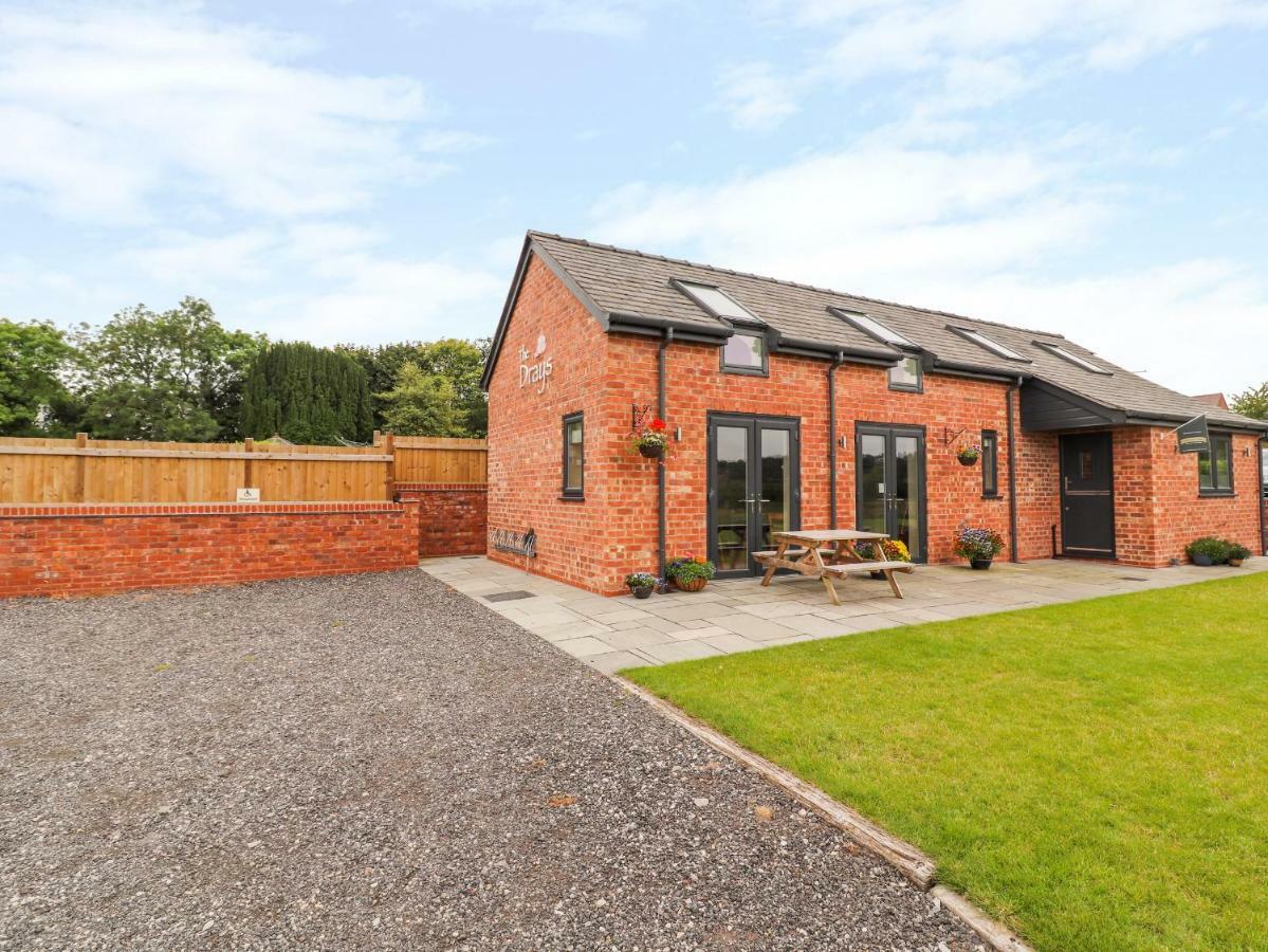 Villa The Shippon Tarporley Esterno foto