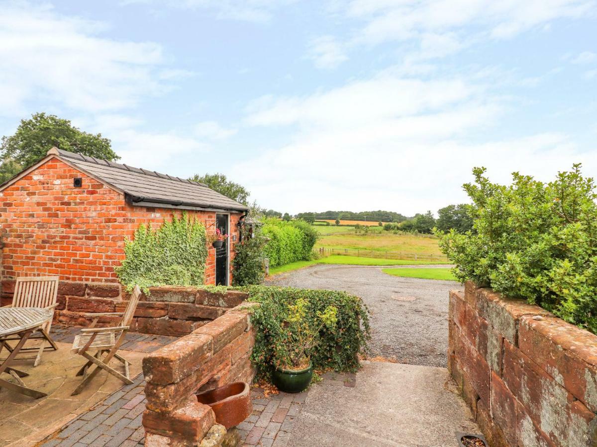 Villa The Shippon Tarporley Esterno foto
