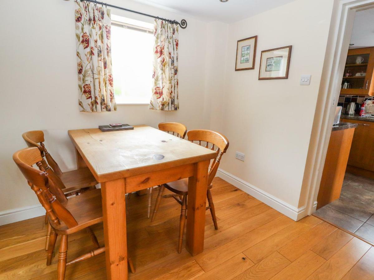 Villa The Shippon Tarporley Esterno foto